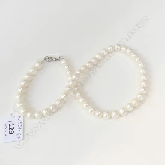 FRESHWATER 51 PEARL NECKLACE