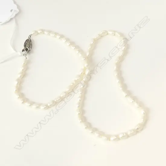 FRESHWATER PEARL NECKLACE WITH STG SILVER CLASP