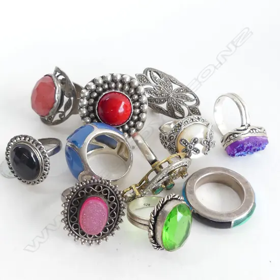 11 ASST. COSTUME RINGS MOSTLY STG