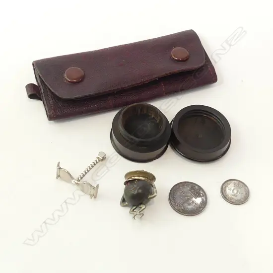 4 COLLECTOR'S PCES; MAUNDY MONEY + 'TOUCH WUD' WWII PENDANT ETC