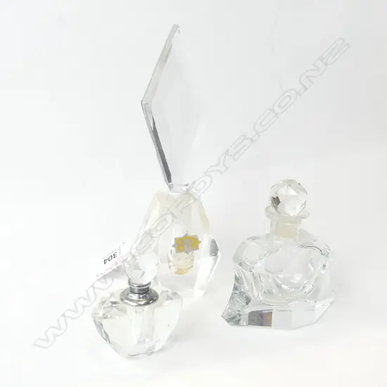 3 GLASS SCENT BOTTLES INCL. DECO FACET CUT H. 175, 90 & 60MM