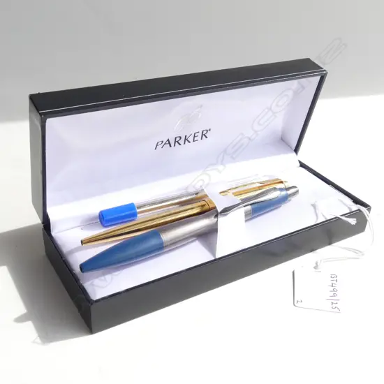 2 CASED PARKER PENS