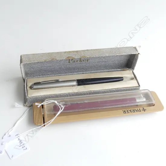 2 CASED PARKER PENS