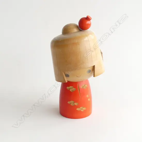 MID CENTURY JAPANESE WOODEN KOKESHI DOLL H. 185MM