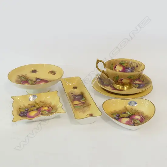ANYSLEY AUTUMN HARVEST GILDED TRIO + 4 SM AUTUMN HARVEST DISHES