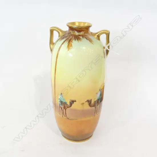 ROYAL DOULTON DESERT & CAMEL SCENE GOLD GILDED VASE H. 215MM