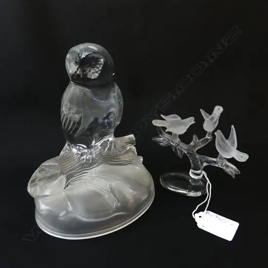 GLASS OWL ON A BRANCH (H 150MM) + 3 SM GLASS DOVES ON A BRANCH (H 80MM)
