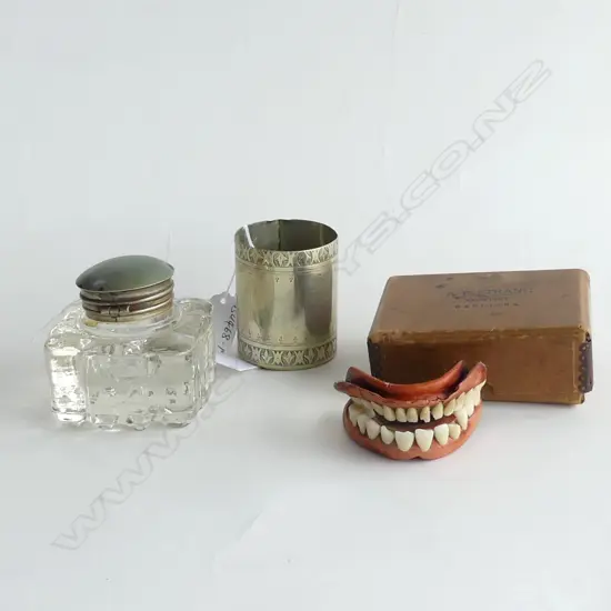 OLD INKWELL + BEAKER + STRANG DENTIST RANGIORA BOXED FALSE TEETH