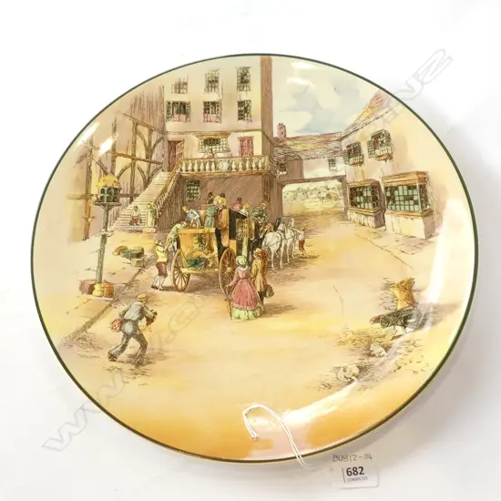 ROYAL DOULTON 'OLD ENGLISH COUNTRY SCENES' CHARGER, DIA 340MM