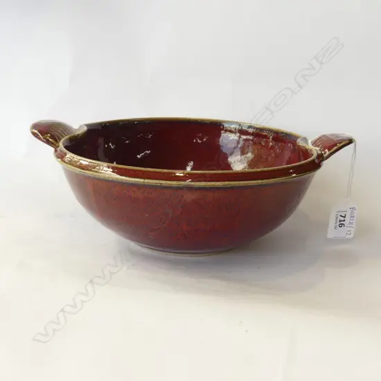 MIKE DONALDSON BOWL RED SPECKLED GLAZE W.270mm