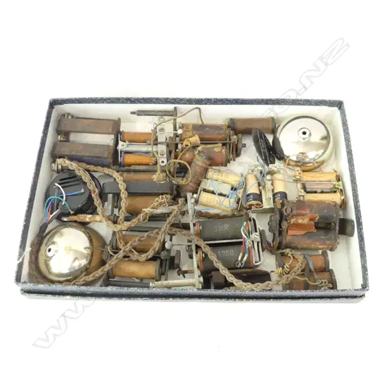 BOX VINTAGE TELEPHONE BELL RINGS & COVERS