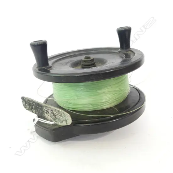 VINTAGE STEELITE FISHING REEL DIA 125MM