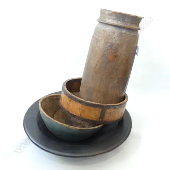 4 TRIBAL PCES; LGE EARTHENWARE BOWL 400mm dia, 2 WOODEN BOWLS & VASE H.340mm