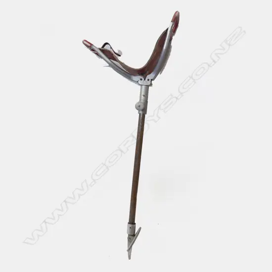 VINTAGE SHOOTING STICK FOLDING CHAIR