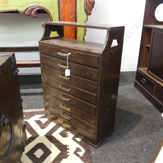 8 DRAWER OAK COLLECTORS CABINET H.670mm