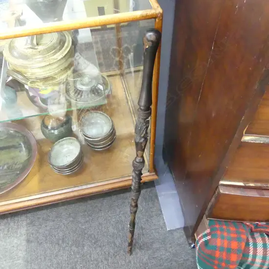 PNG CARVED WALKING STICK L.930mm