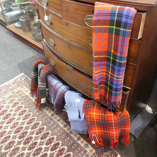 5 VINTAGE NZ TRAVEL RUGS; 1 w. TIKI LABEL