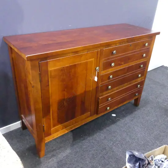 BEDROOM UNIT; 3 DRAWERS & CUPBOARD 1240x420x830mm