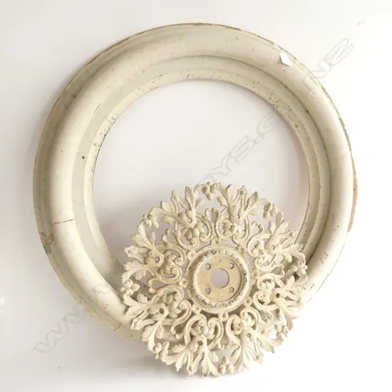 ANTIQUE WHITE PAINTED IRON CEILING ROSE & TRIM RING 700mm dia **RTV**