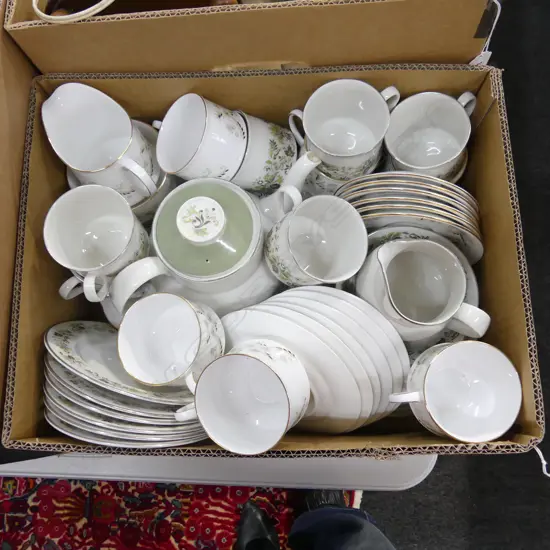 BOX LOT ROYAL WORCESTER 'VANITY FAIR' PART TEA SET + SIMILAR SET