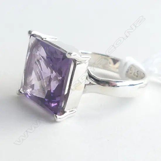 RING  -  AMETHYST & .925 SILVER, SIZE P