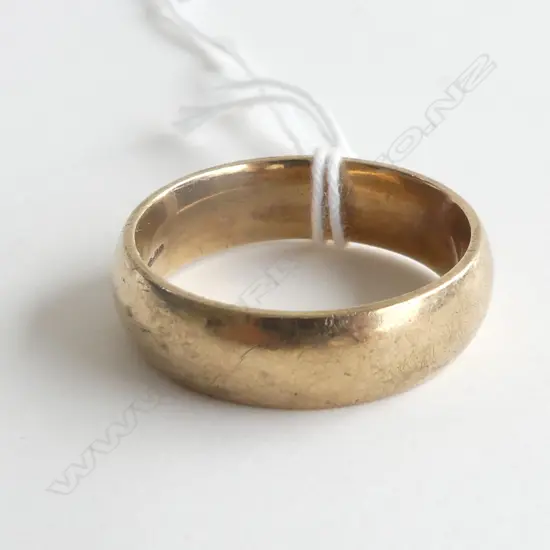 9ct. GOLD WEDDER 12gm, SIZE Z+1