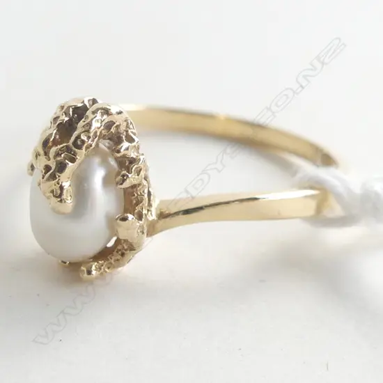 14ct. GOLD & PEARL RING 2.4gm., SIZE P