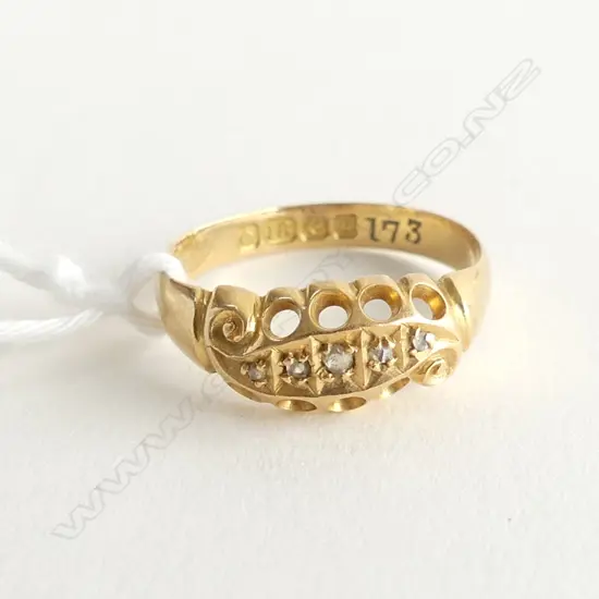 EDWARDIAN 18ct. GOLD FIVE STONE DIAMOND RING BIRMINGHAM 1906 2gm , SIZE M