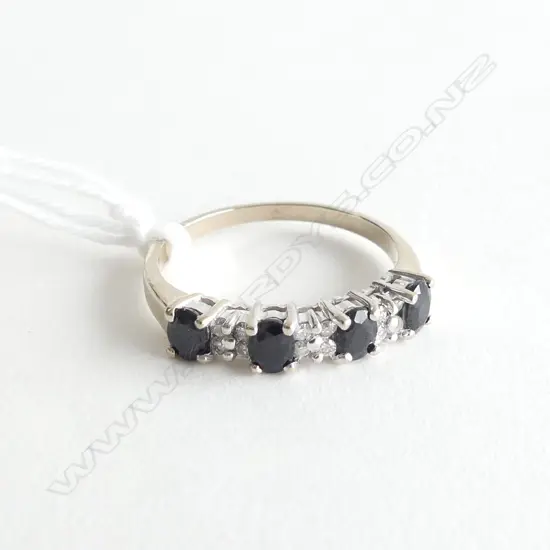 9ct. WHITE GOLD, SAPPHIRE AND DIAMOND RING 1.93gm, SIZE Q