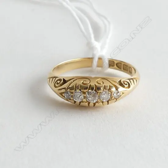 EDWARDIAN 18ct. GOLD FIVE STONE DIAMOND RING CHESTER 1902 2.98gm, SIZE L