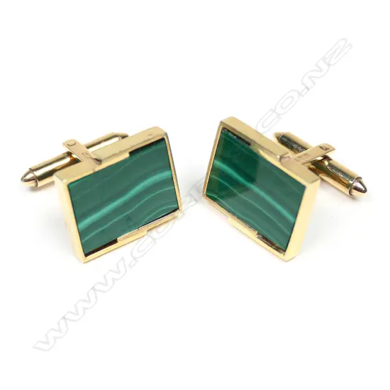 A pair of vintage 14ct yellow gold and malachite cuff links,
