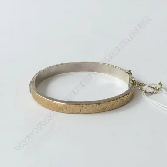 ROLLED GOLD ON STG SILVER HOLLOW BANGLE SNAP BRACELET 12.3gm.