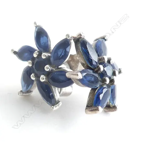 BLUE GEMSTONE & .925 SILVER FLOWER SHAPE STUD EARRINGS