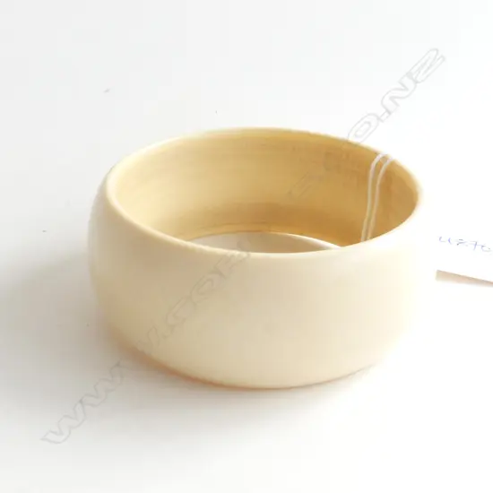 IVORY BANGLE, INTERNAL Dia.65mm