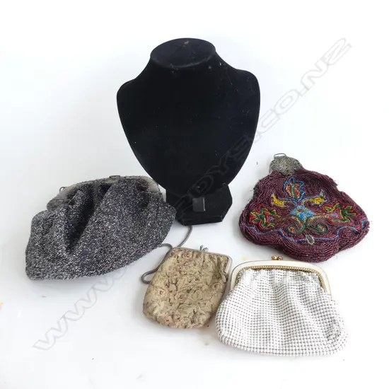 OLD BEADED, LUREX BAG & GLOMESH PURSE & NECKLACE STAND