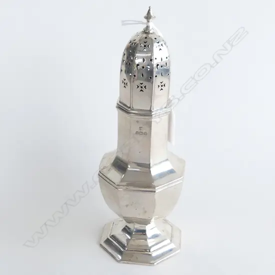 STERLING SUGAR SIFTER, HALLMARKED BIRMINGHAM 1942, H.220mm, 187gms