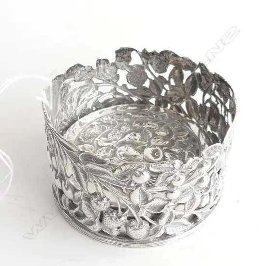 STG SILVER BOTTLE HOLDER & LID  115.55gm.