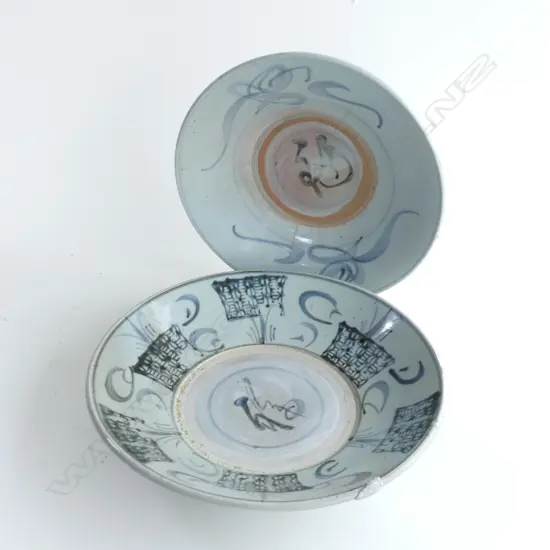 2 VINTAGE CHINESE PROVINCIAL 'KITCHEN MING' BOWLS 275mm dia