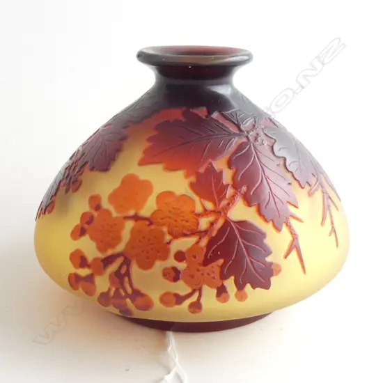 Reproduction French Emile Galle Art Nouveau cameo glass vase of squat baluster shape decorated with red cyclamen flowers on a yellow ground