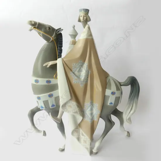 LLADRO KING MELCHIOR FIGURINE ON HORSE H.410mm
