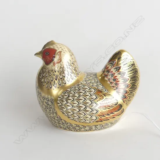 ROYAL CROWN DERBY LTD ED (4085/5000) FARMYARD HEN SIGNED PAPERWEIGHT - WITH BOX & ARTIST 'HUGH GIBSON' CERTIFICATE