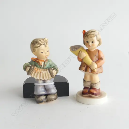 HUMMEL FIGURES - PRACTICE MAKES PERFECT/A SWEET OFFERING