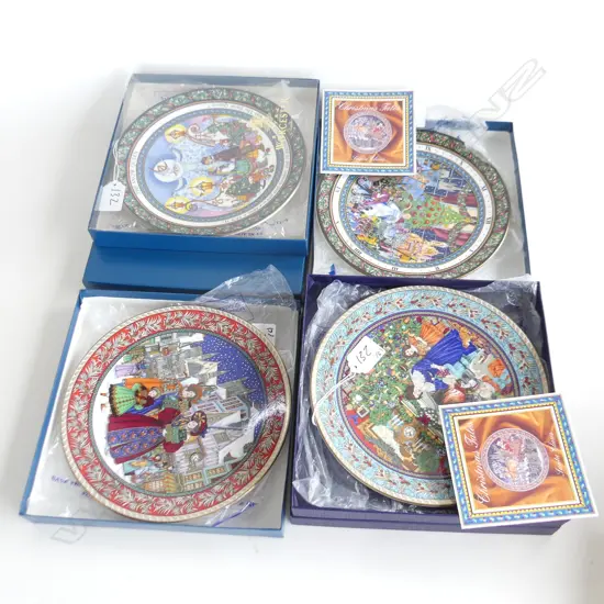 4 ROYAL WORCESTER CHRISTMAS TALES PLATES