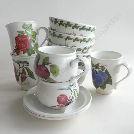 PORTMEIRION POMONA; 6 BOWLS (Dia.140mm), 2 C&S'S & 3 MUGS - AS NEW