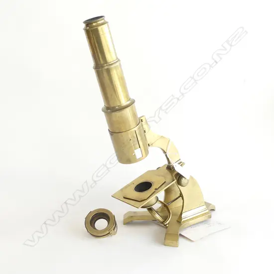 DECORATIVE 19thC BRASS MICROSCOPE (INCOMPLETE)