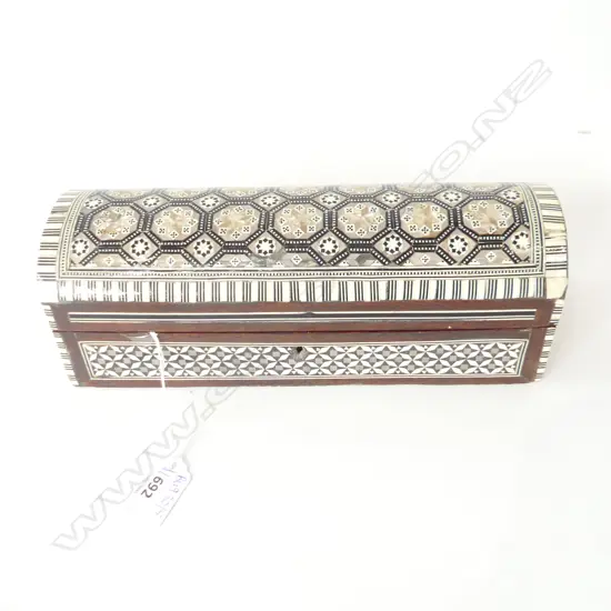 MIDDLE EASTERN MoP INLAID JEWELLERY BOX W.270mm