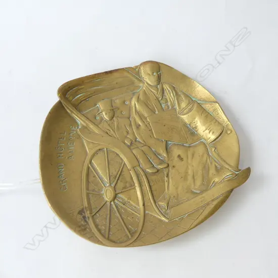 BERNDORF BRONZE DISH 'GRAND HOTEL A VIENNE' 130mm dia