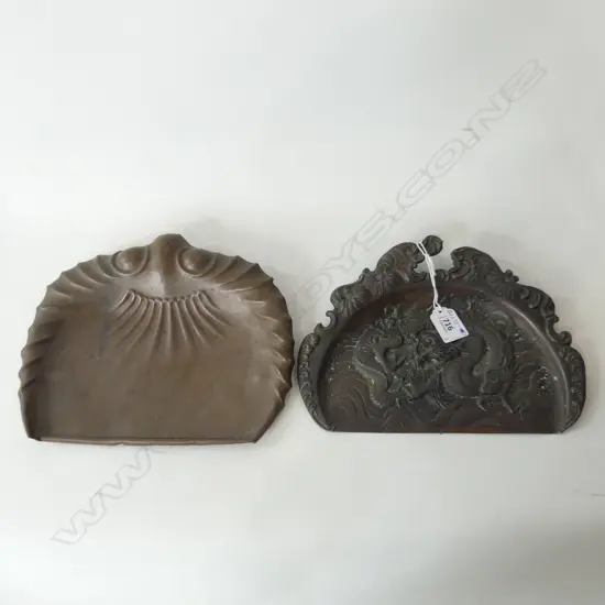 TWO VICTORIAN CRUMB SCOOPS