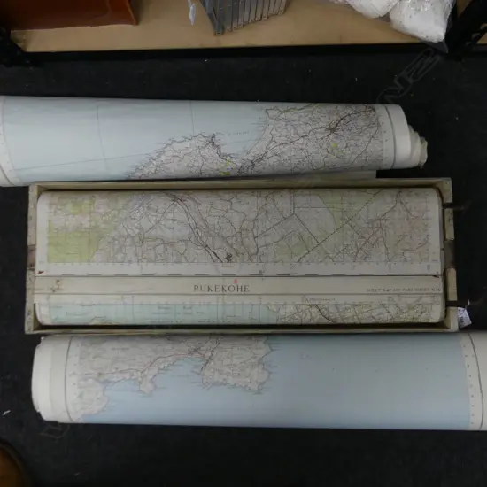 ASSORTED 1960’S NZ & ENGLISH TOPOGRAPHICAL MAPS