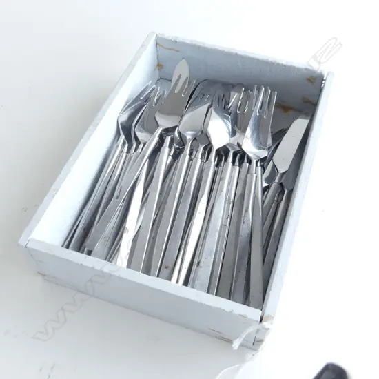ERIK HERLOW FOR COPENHAGEN CUTLERY 'OBELISK' STAINLESS STEEL FLATWARE 40 PCES...